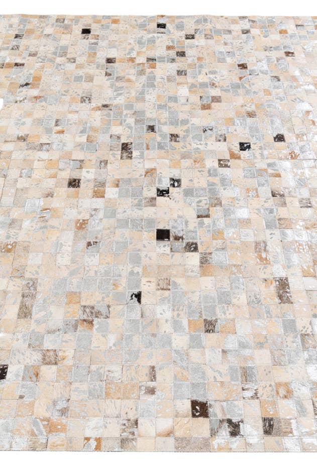 Detail image of 5' 5 x 7' 8 Cowhide Stocks Rug