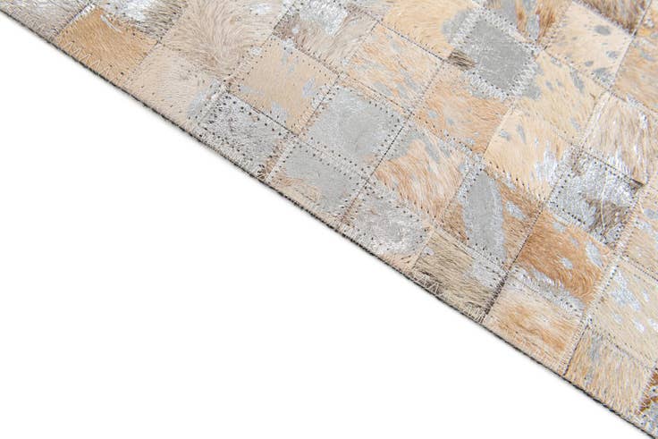 Detail image of 5' 5 x 7' 8 Cowhide Stocks Rug