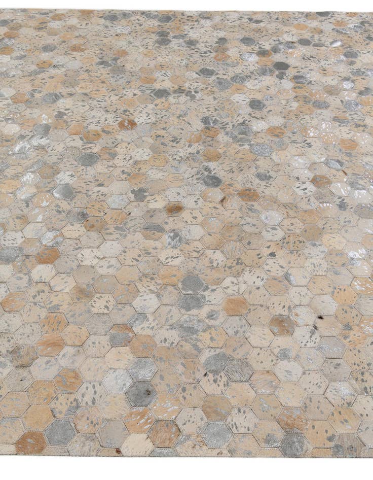 Detail image of 5' 3 x 7' 6 Cowhide Stocks Rug