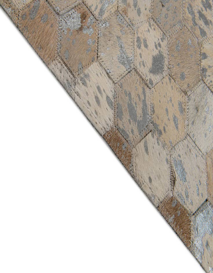 Detail image of 5' 3 x 7' 6 Cowhide Stocks Rug