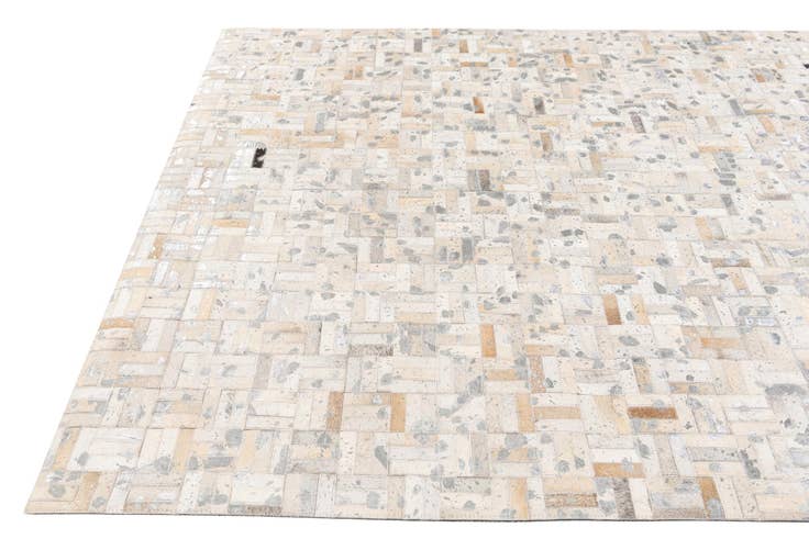 Detail image of 4' 11 x 8' 1 Cowhide Stocks Rug
