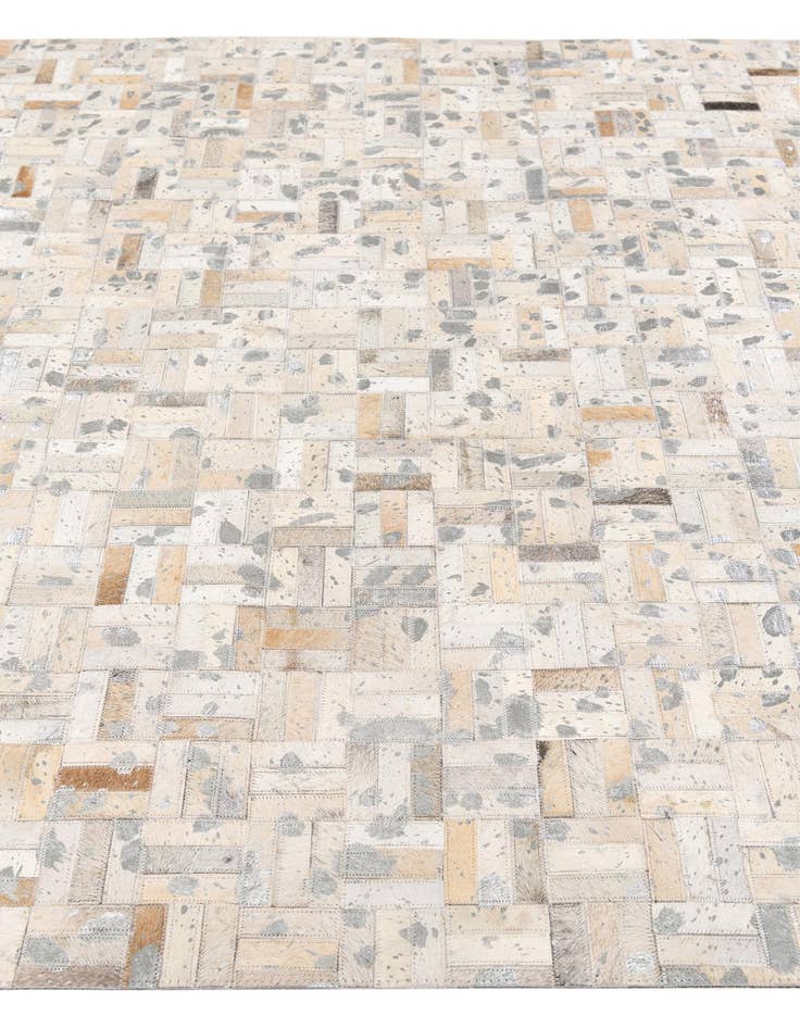 Detail image of 4' 11 x 8' 1 Cowhide Stocks Rug