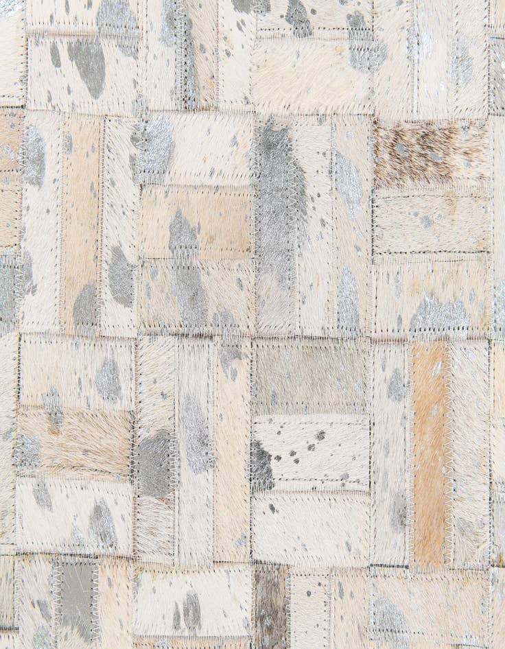 Detail image of 4' 11 x 8' 1 Cowhide Stocks Rug