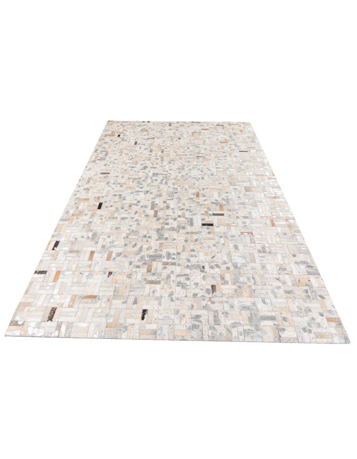 Detail image of 4' 11 x 8' 1 Cowhide Stocks Rug