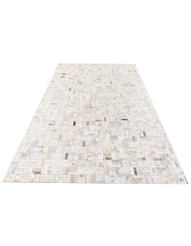 Detail image of 4' 11 x 8' 1 Cowhide Stocks Rug