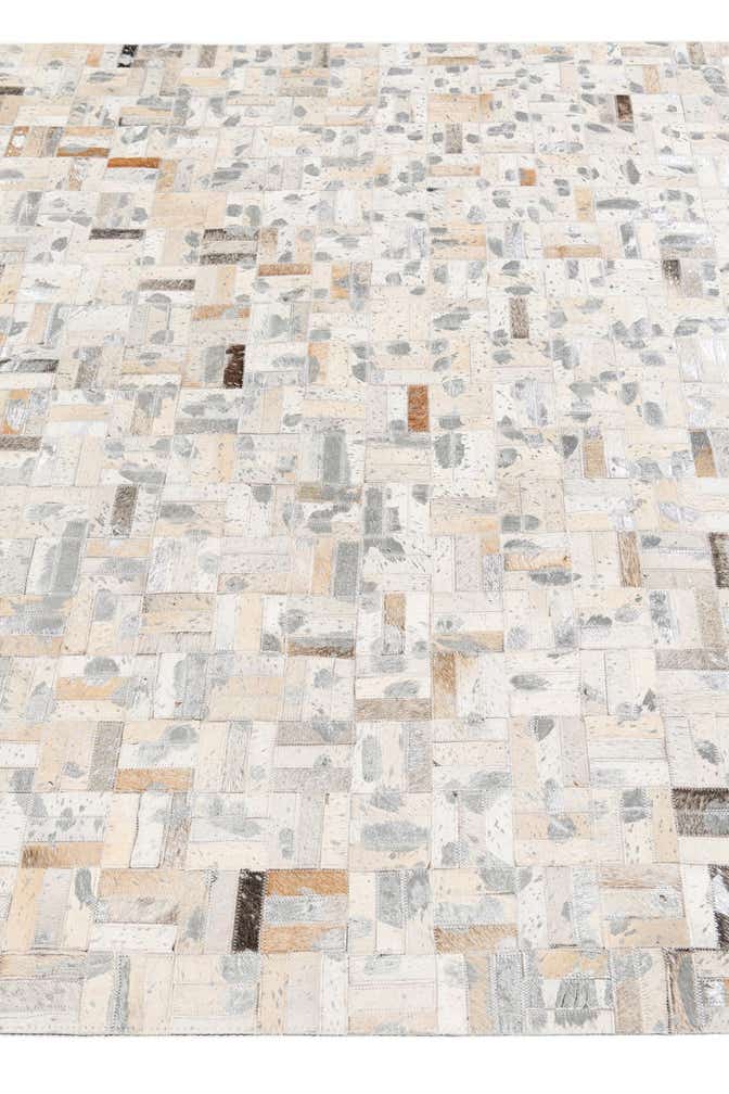 4' 11 x 7' 10 Cowhide Stocks Rug