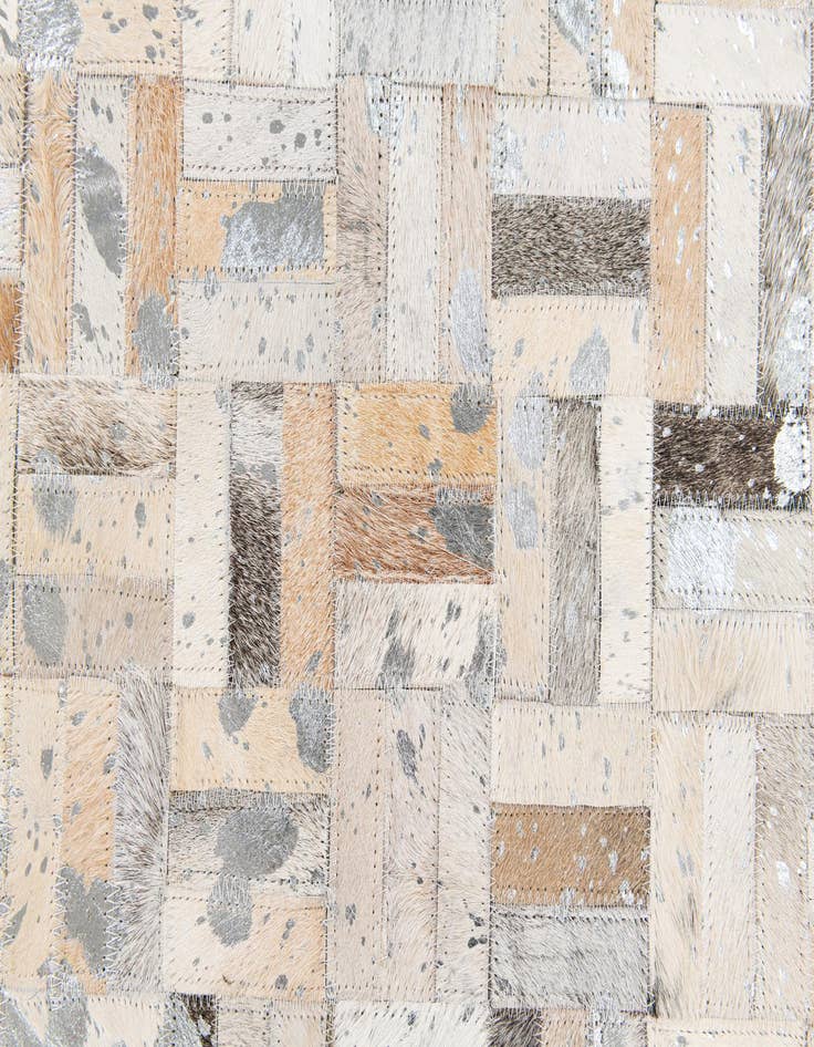 Detail image of 4' 11 x 8' 1 Cowhide Stocks Rug