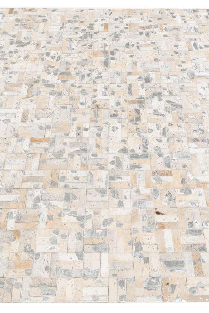 4' 11 x 8' 1 Cowhide Stocks Rug