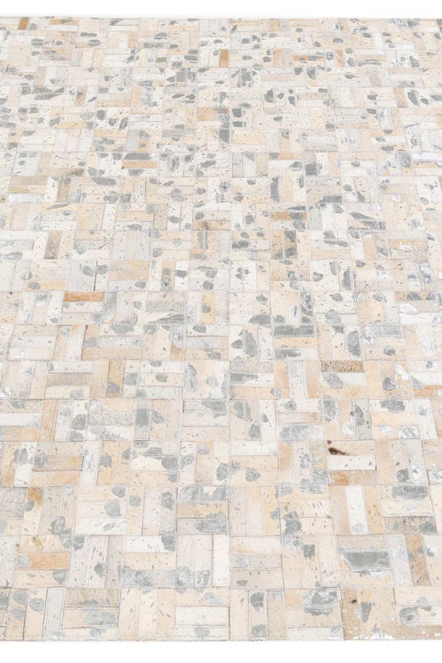 Detail image of 4' 11 x 8' 1 Cowhide Stocks Rug