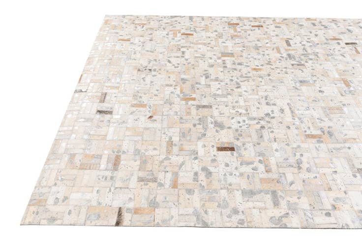 Detail image of 4' 11 x 8' 1 Cowhide Stocks Rug
