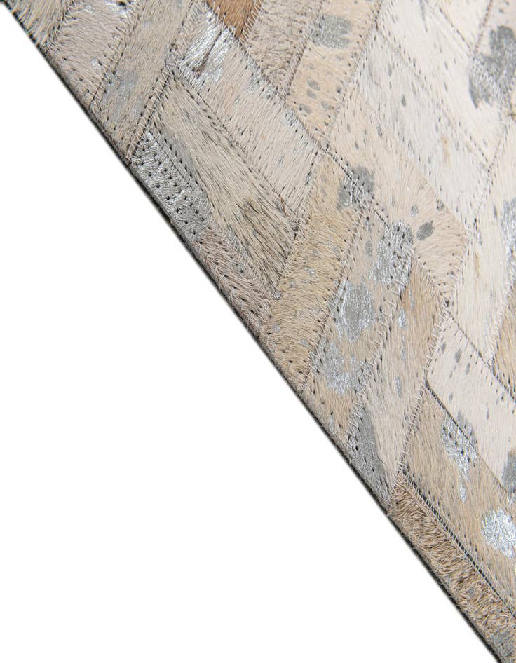 Detail image of 4' 11 x 8' 1 Cowhide Stocks Rug