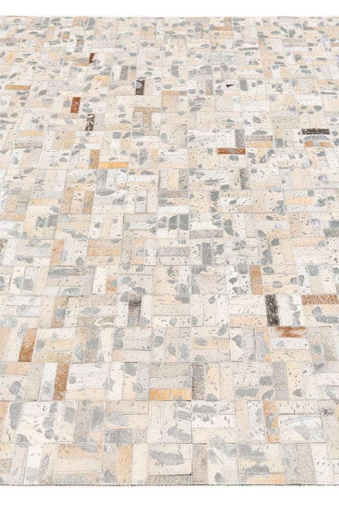 4' 11 x 8' 1 Cowhide Stocks Rug