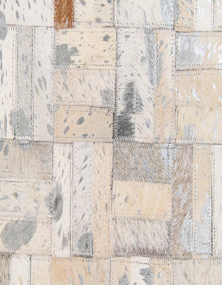 Detail image of 4' 11 x 8' 1 Cowhide Stocks Rug