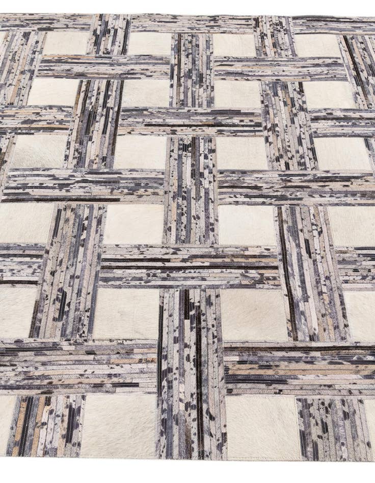 Detail image of 4' 11 x 7' 8 Cowhide Stocks Rug