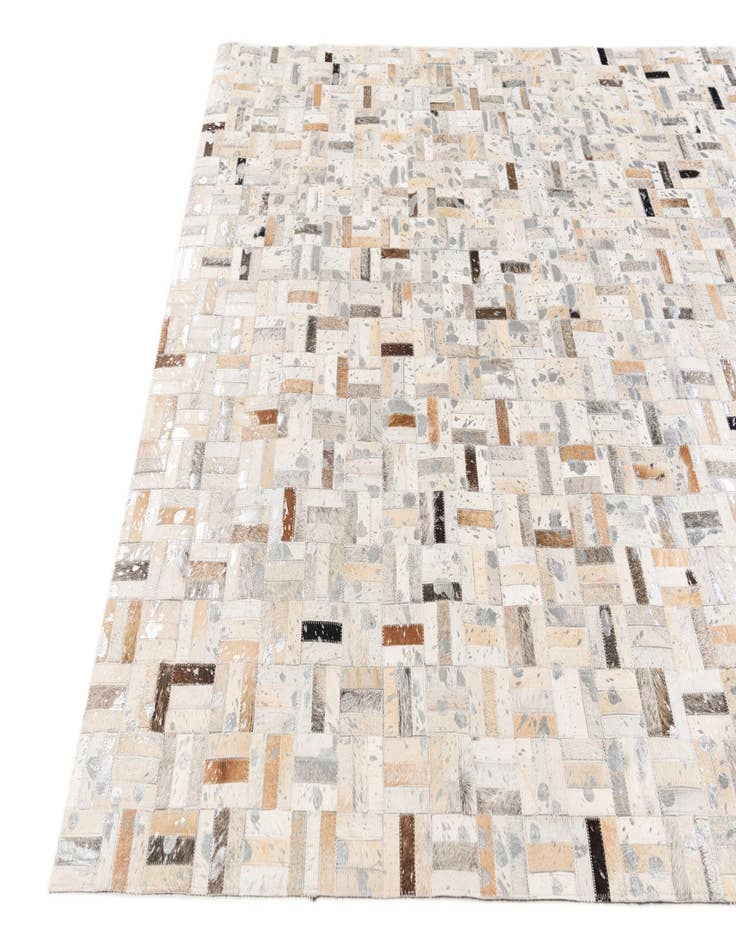 Detail image of 5' x 7' 11 Cowhide Stocks Rug