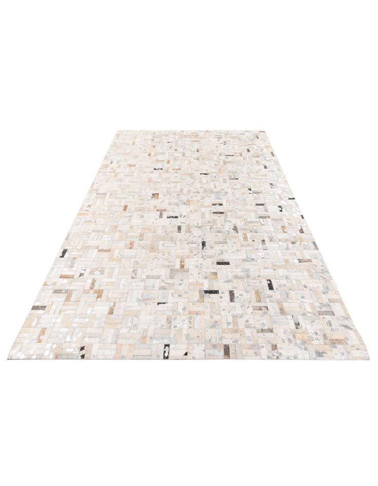 Detail image of 4' 11 x 8' Cowhide Stocks Rug