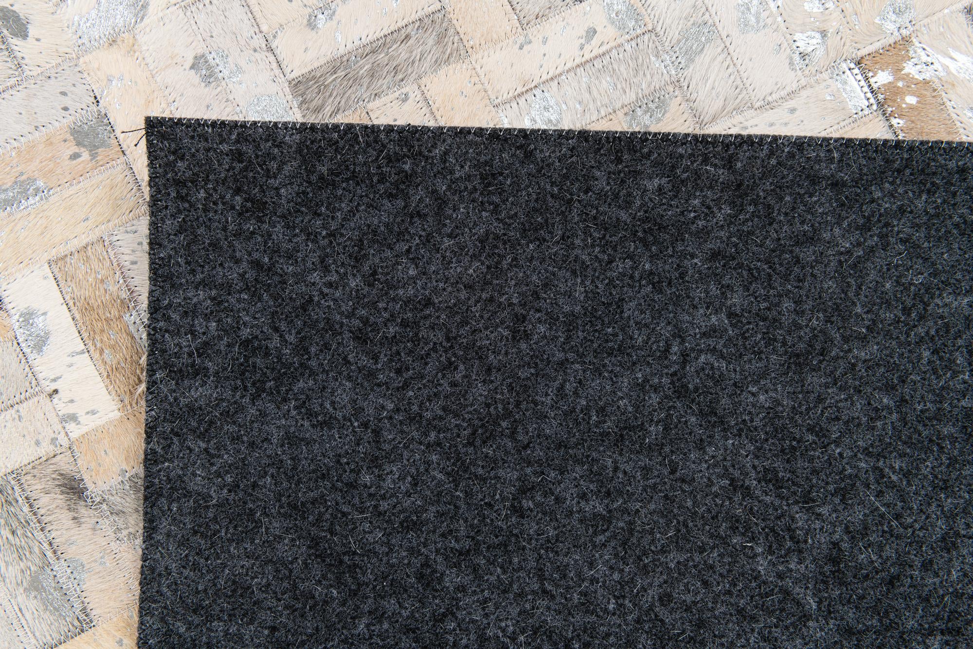 4' 11 x 8' Cowhide Stocks Rug