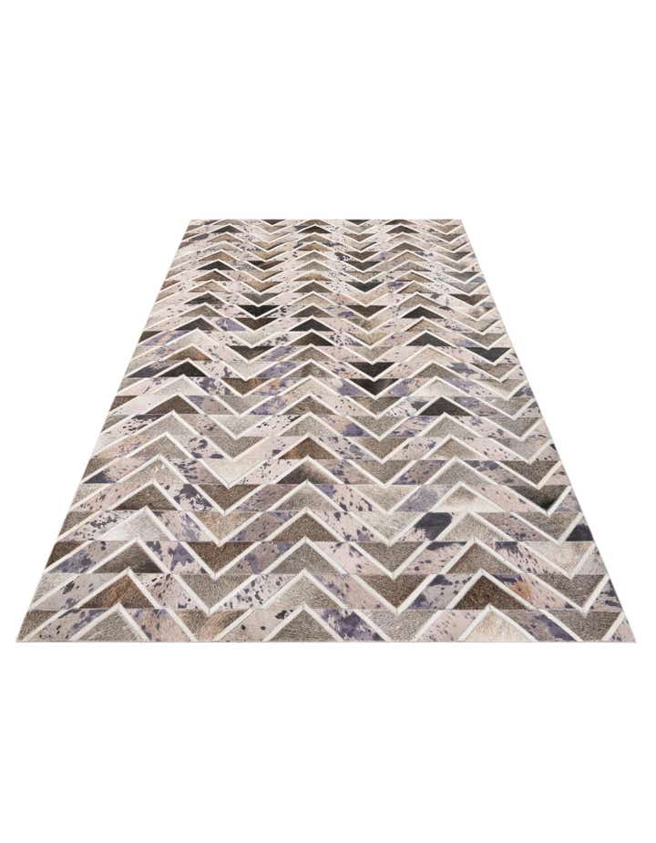 5' x 7' 10 Cowhide Stocks Rug