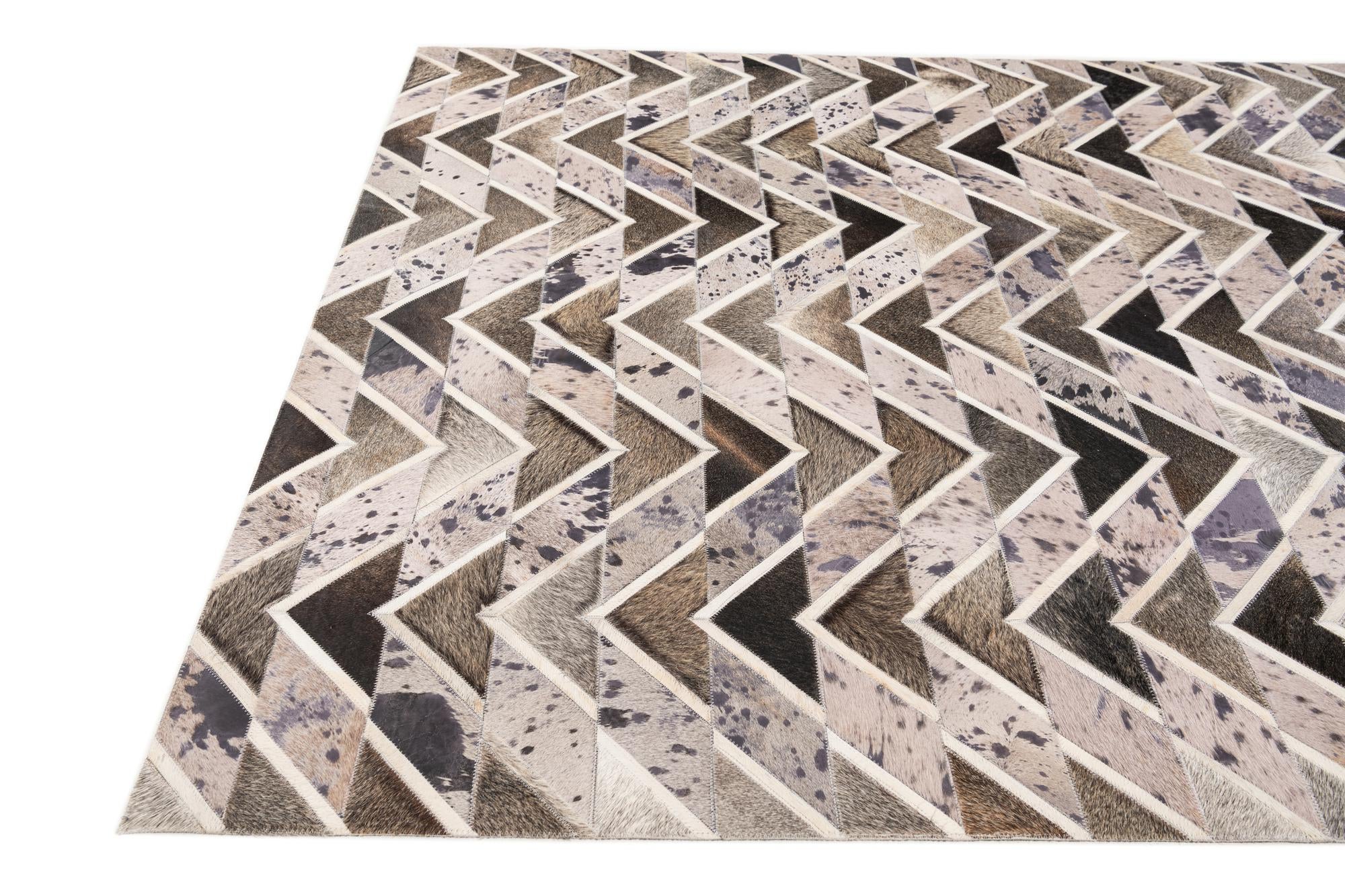 5' x 7' 10 Cowhide Stocks Rug