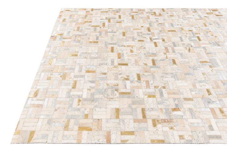 Detail image of 5' x 7' 10 Cowhide Stocks Rug