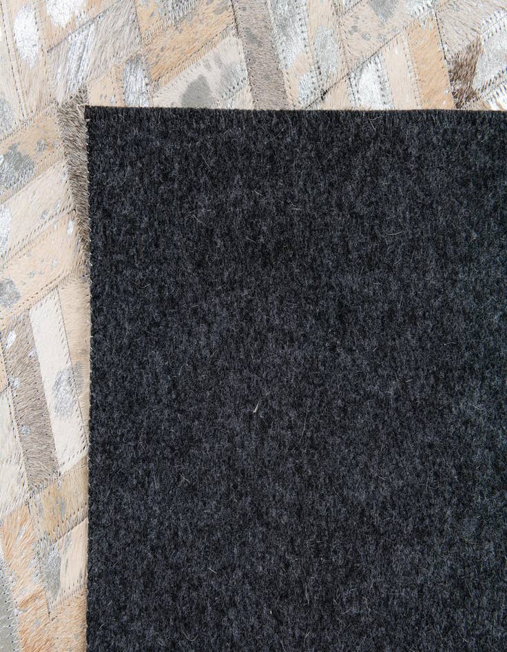 Detail image of 5' x 8' 2 Cowhide Stocks Rug