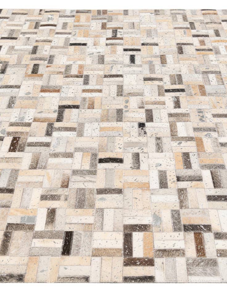 Detail image of 5' x 8' 1 Cowhide Stocks Rug