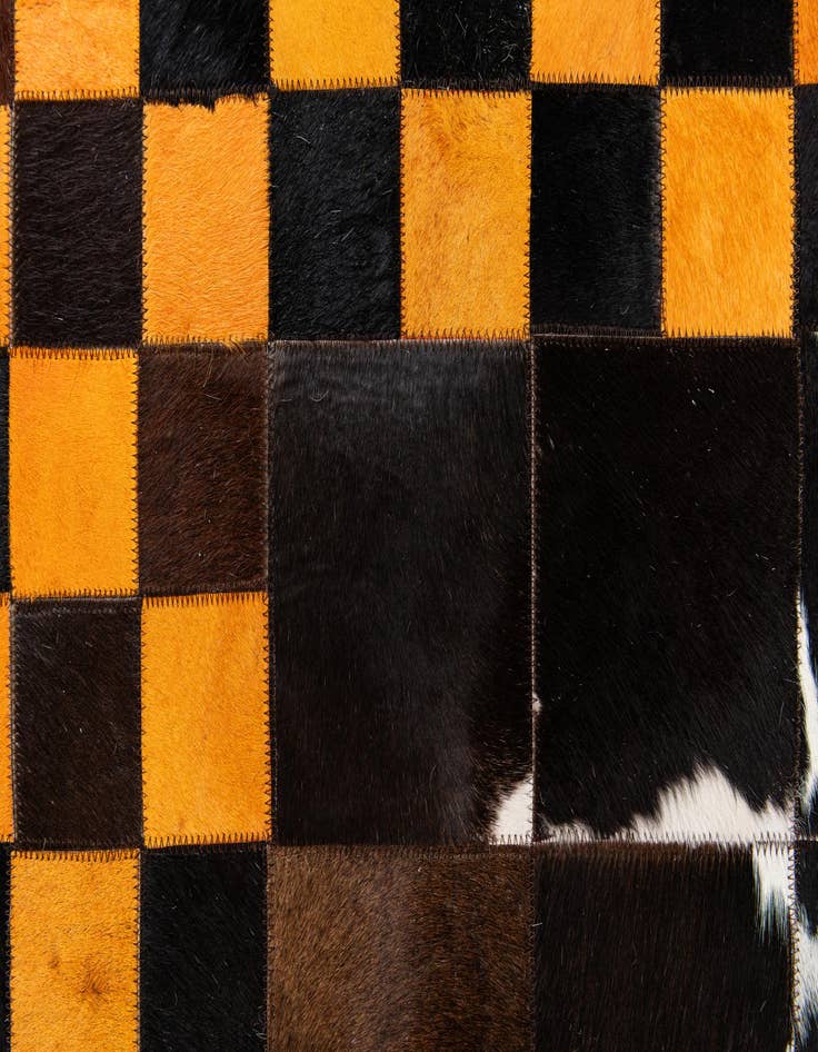Detail image of 5' x 8' Cowhide Stocks Rug