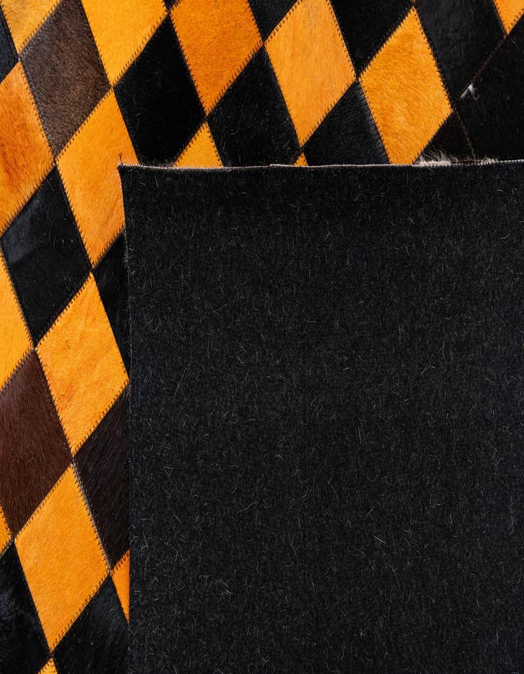 Detail image of 5' x 8' Cowhide Stocks Rug