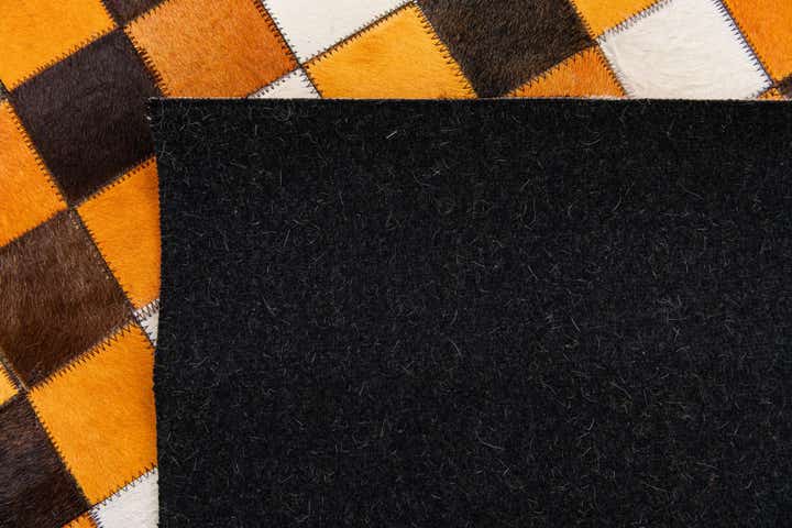5' 1 x 8' Cowhide Stocks Rug