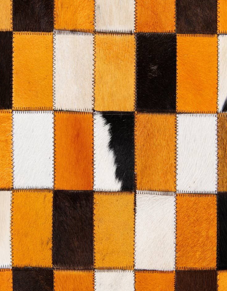 Detail image of 5' x 8' 1 Cowhide Stocks Rug