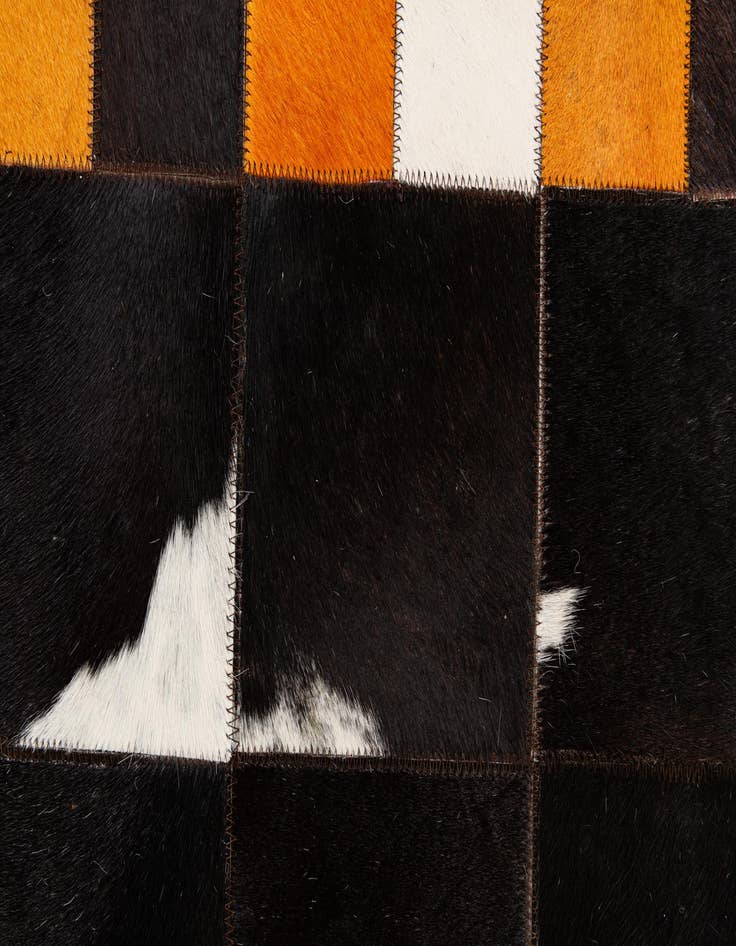 Detail image of 5' x 8' Cowhide Stocks Rug