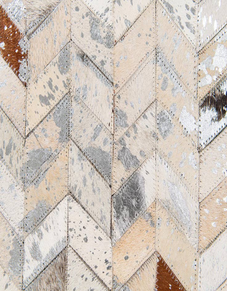 Detail image of 5' 3 x 7' 6 Cowhide Stocks Rug