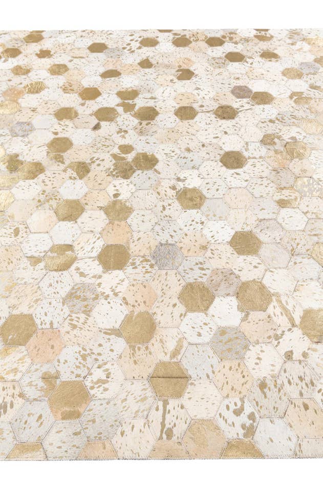 Detail image of 5' 4 x 7' 7 Cowhide Stocks Rug