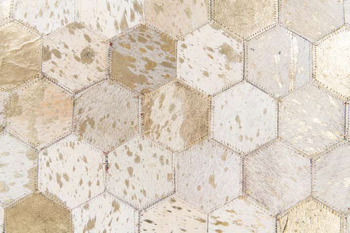 5' 4 x 7' 7 Cowhide Stocks Rug