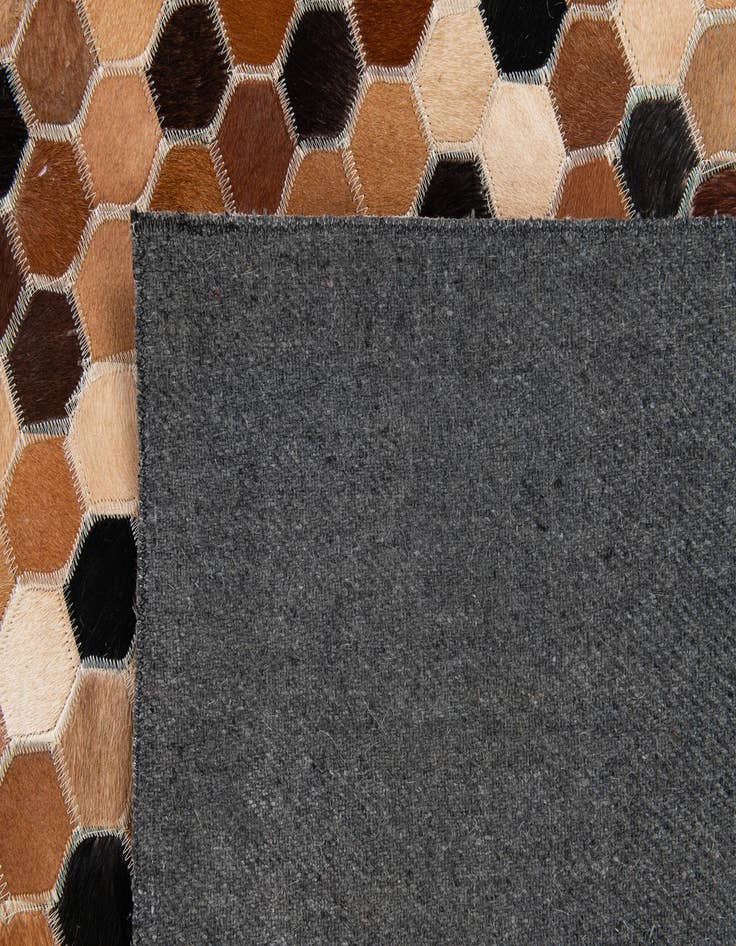 Detail image of 5' 1 x 7' 11 Cowhide Stocks Rug