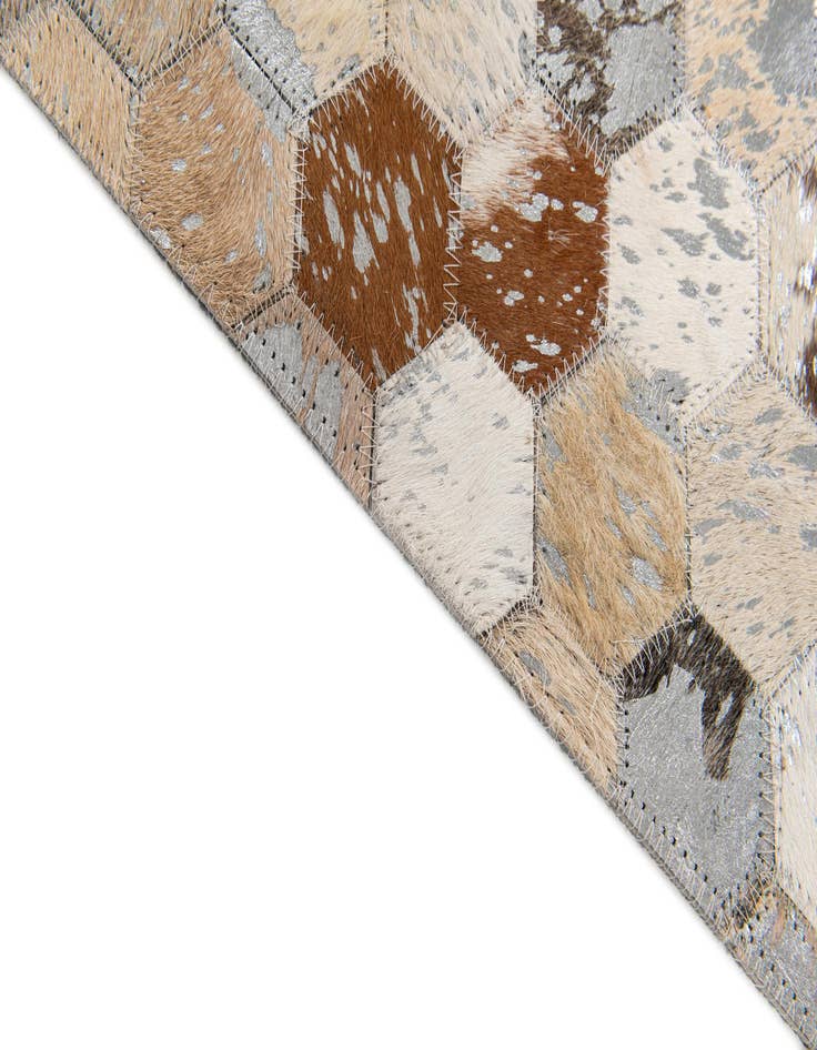 Detail image of 5' 4 x 7' 6 Cowhide Stocks Rug