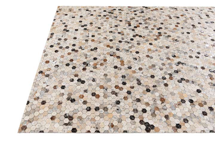 5' 4 x 7' 7 Cowhide Stocks Rug