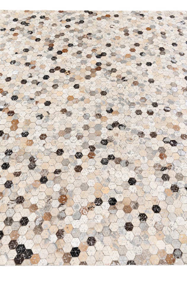 Detail image of 5' 4 x 7' 7 Cowhide Stocks Rug