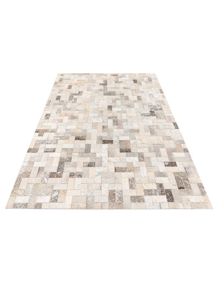 Detail image of 4' 9 x 6' 10 Cowhide Stocks Rug