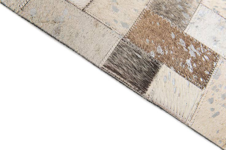 Detail image of 4' 9 x 6' 10 Cowhide Stocks Rug