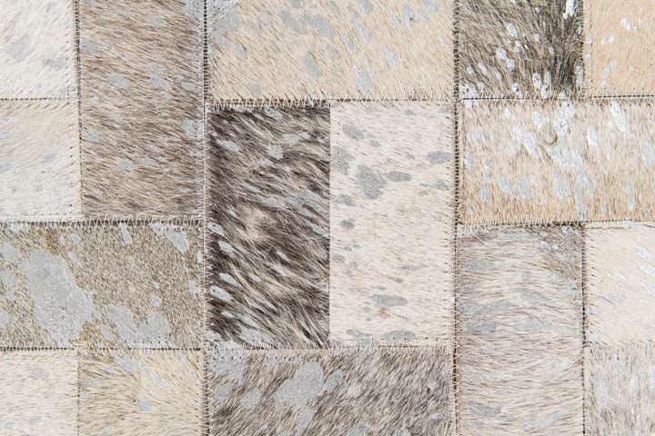 4' 9 x 6' 10 Cowhide Stocks Rug