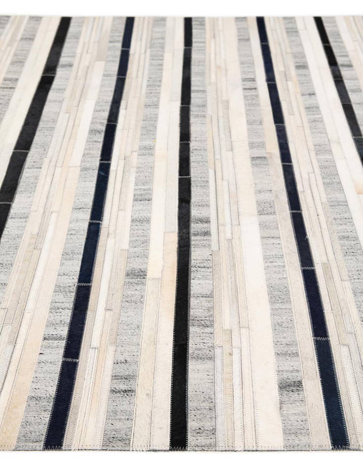 Detail image of 5' 1 x 7' 10 Cowhide Stocks Rug