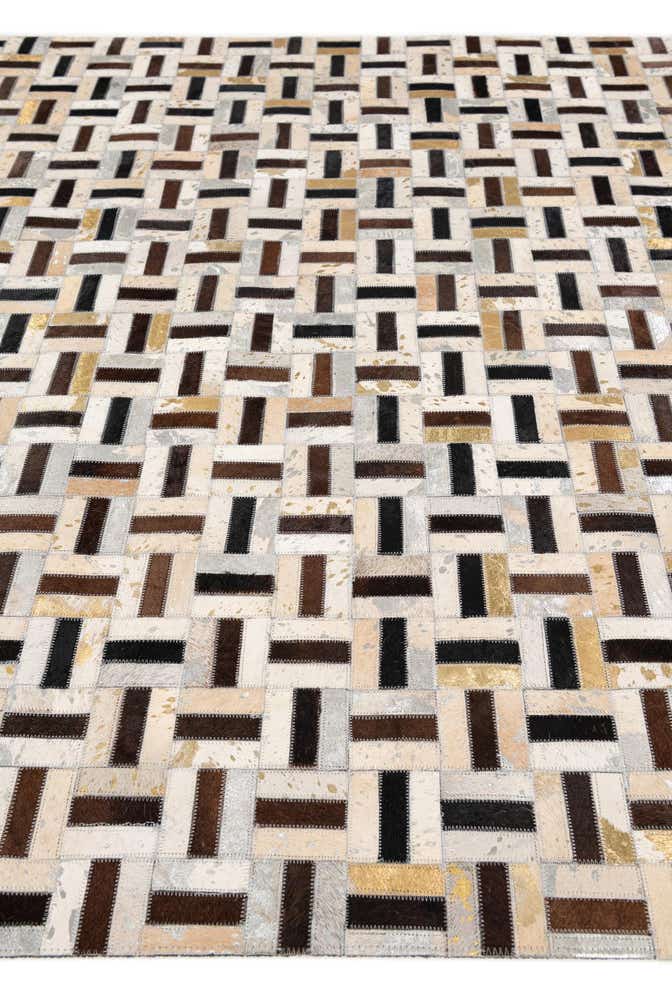 4' 11 x 7' 11 Cowhide Stocks Rug