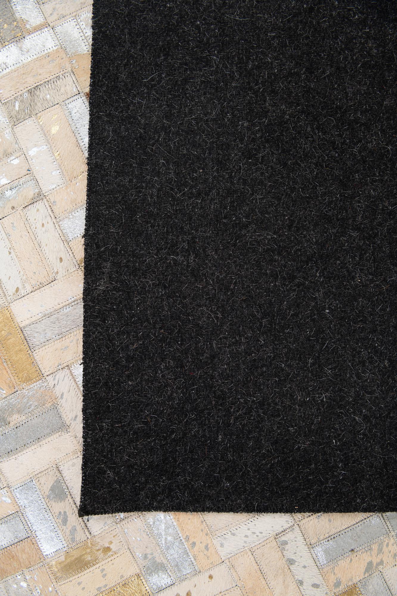 5' x 7' 11 Cowhide Stocks Rug