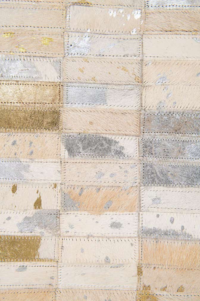 4' 11 x 7' 10 Cowhide Stocks Rug