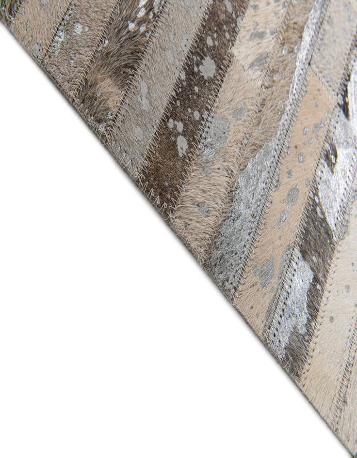 Detail image of 5' 1 x 7' 11 Cowhide Stocks Rug