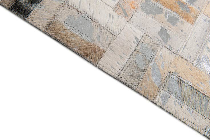 Detail image of 5' 3 x 7' 10 Cowhide Stocks Rug