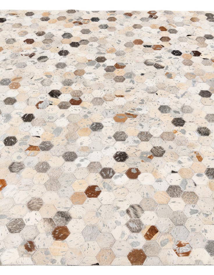 Detail image of 5' x 7' 11 Cowhide Stocks Rug