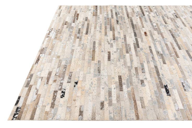Detail image of 5' 1 x 7' 11 Cowhide Stocks Rug