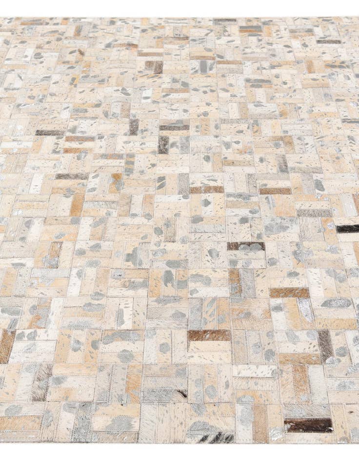 Detail image of 4' 11 x 8' Cowhide Stocks Rug